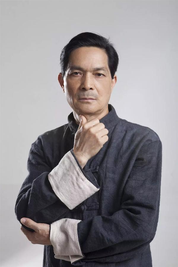 杨坤炳